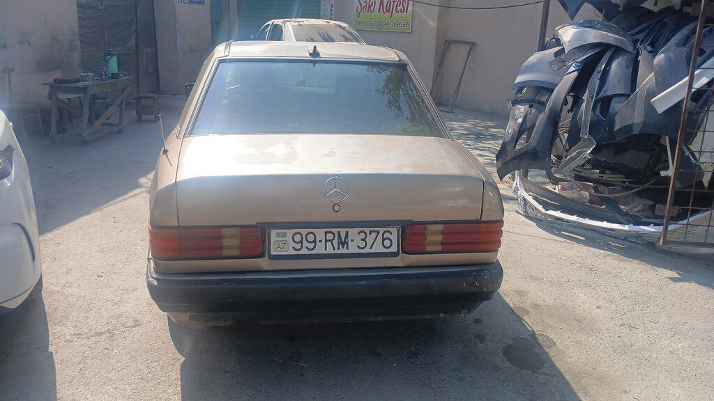 Mercedes 190, 2.0 L, 1991 il, 250 000 km 99-RM-376 — Avtomobillər, Bakı (4)