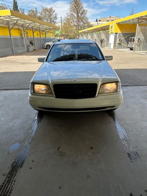 Mercedes C 200, 2.0 L, 1994 il, 256 342 km — Gəncə