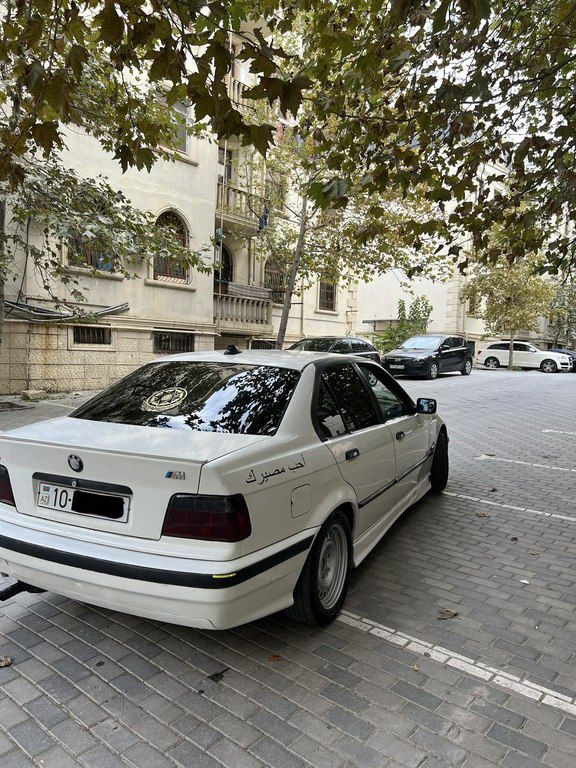 BMW 318, 1.8 L, 1993 il, 548 424 km — Avtomobillər, Bakı (9)