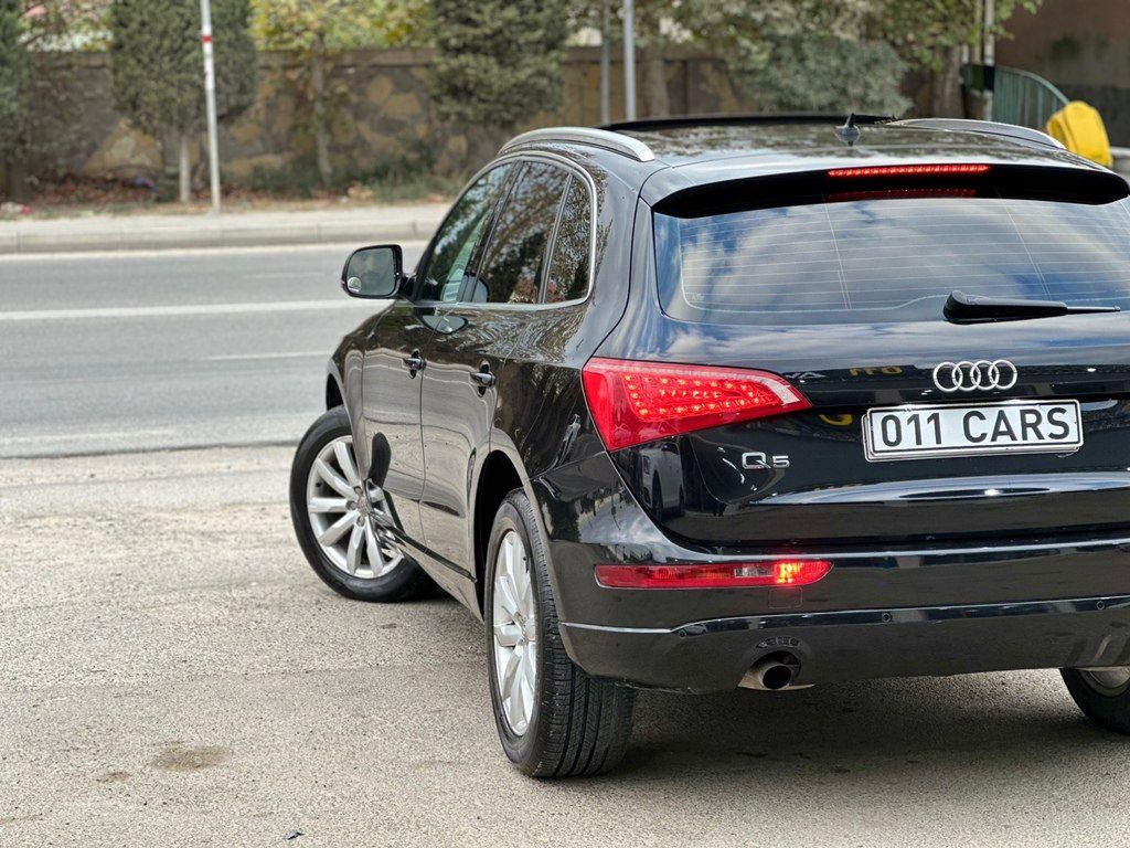 Audi Q5, 2.0 L, 2013 il, 190 427 km — Avtomobillər, Bakı (7)