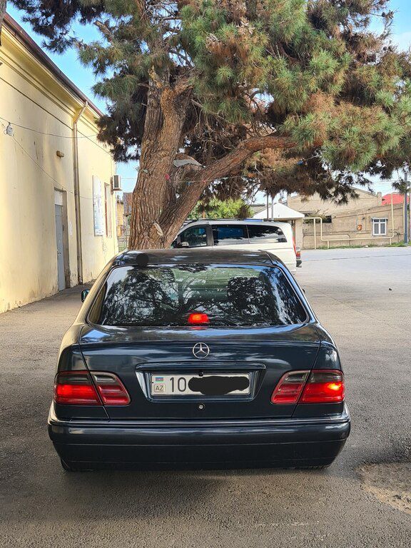 Mercedes E 230, 2.3 L, 1996 il, 600 200 km — Avtomobillər, Bakı (3)