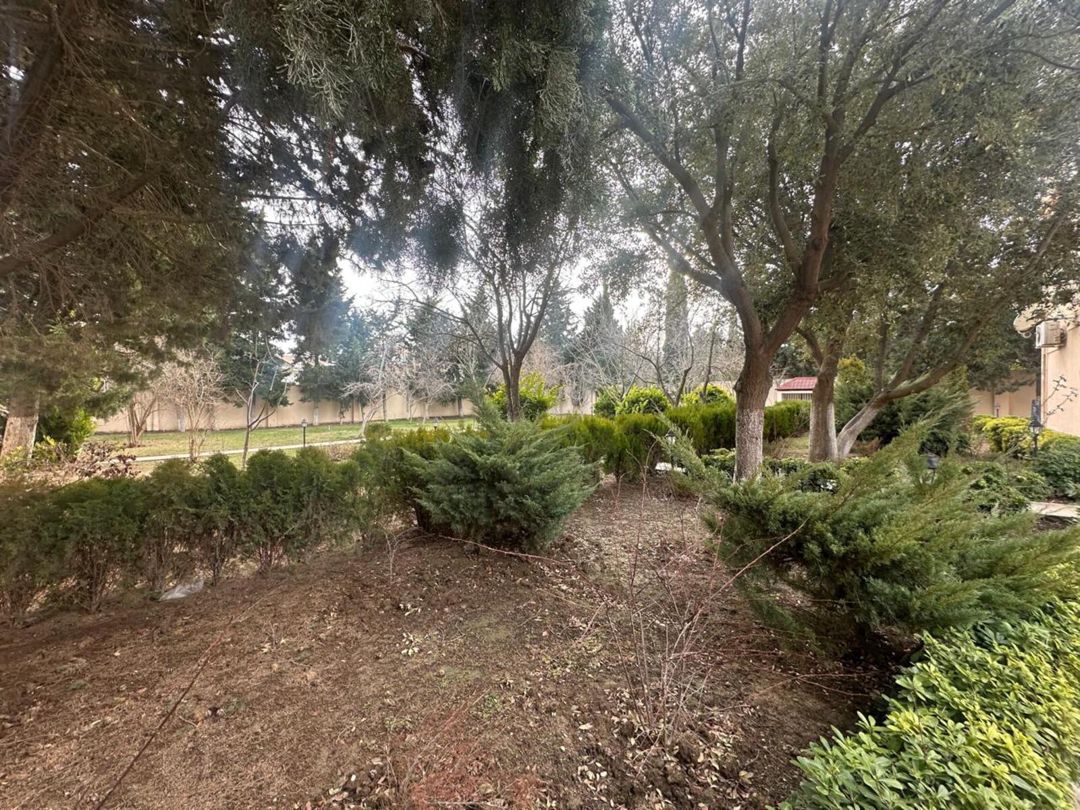 Satılır 10 otaqlı həyət evi/bağ evi 600 m² — Ev, villa, Bakı (3)