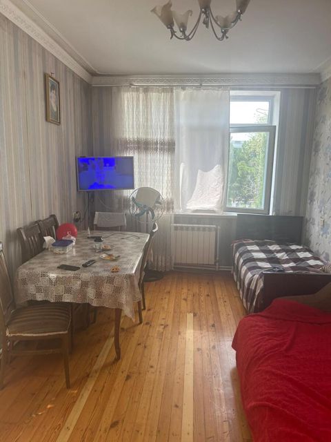 Satılır 2 otaqlı köhnə tikili 56 m² — Sumqayıt