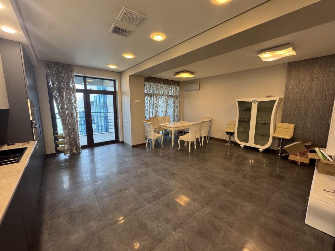 İcarəyə verilir 3 otaqlı yeni tikili 300 m² — Mənzil, Bakı (8)
