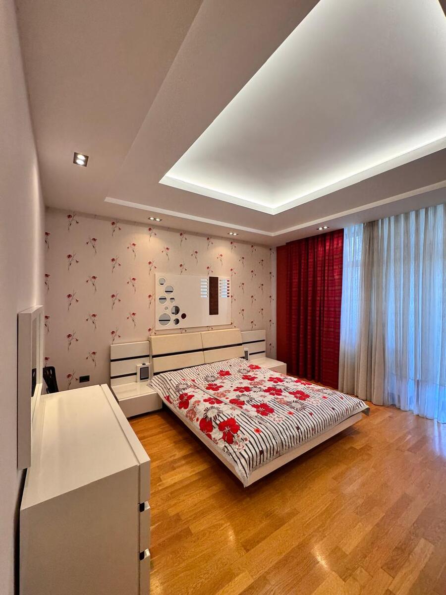 Satılır 4 otaqlı yeni tikili 222 m² — Mənzil, Bakı (8)