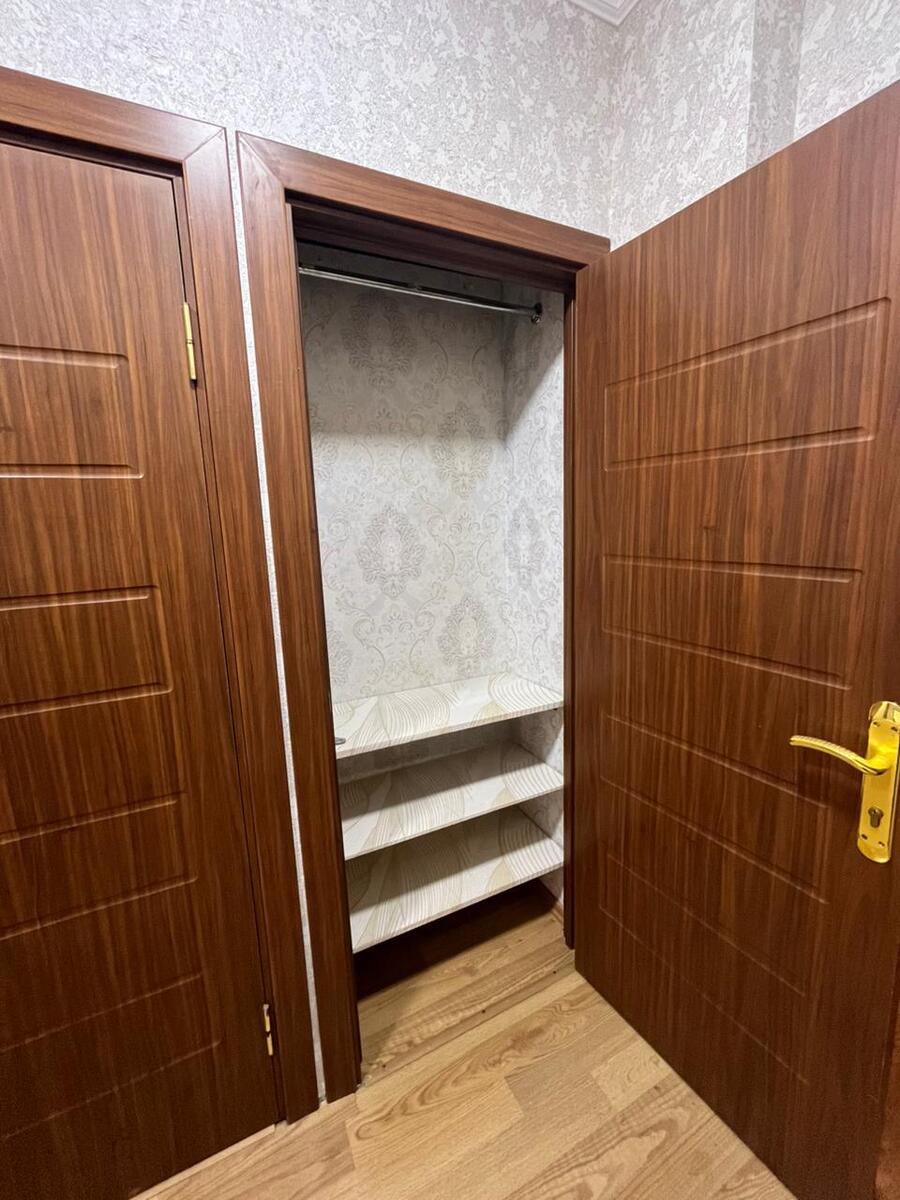 Satılır 4 otaqlı köhnə tikili 100 m² — Mənzil, Bakı (10)