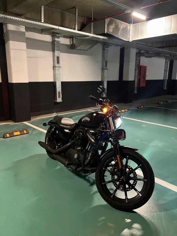 Harley-Davidson XL883N Sportster Iron 883, 900 sm3, 2018 il, 32 201 km — Motosikletlər, Bakı