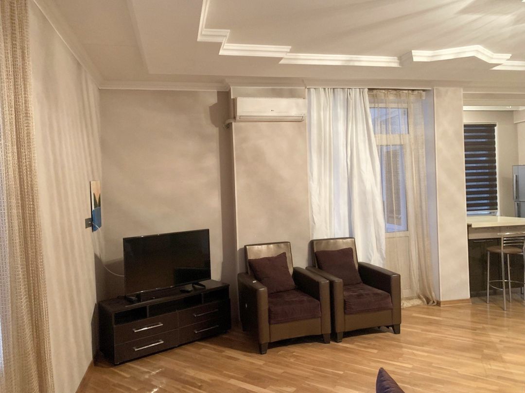 İcarəyə verilir 2 otaqlı yeni tikili 90 m² — Mənzil, Bakı (2)