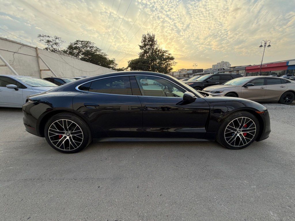 Porsche Taycan, 79.2 kWh, 2022 il, 7 000 km 90-LL-060 — Avtomobillər, Bakı (2)
