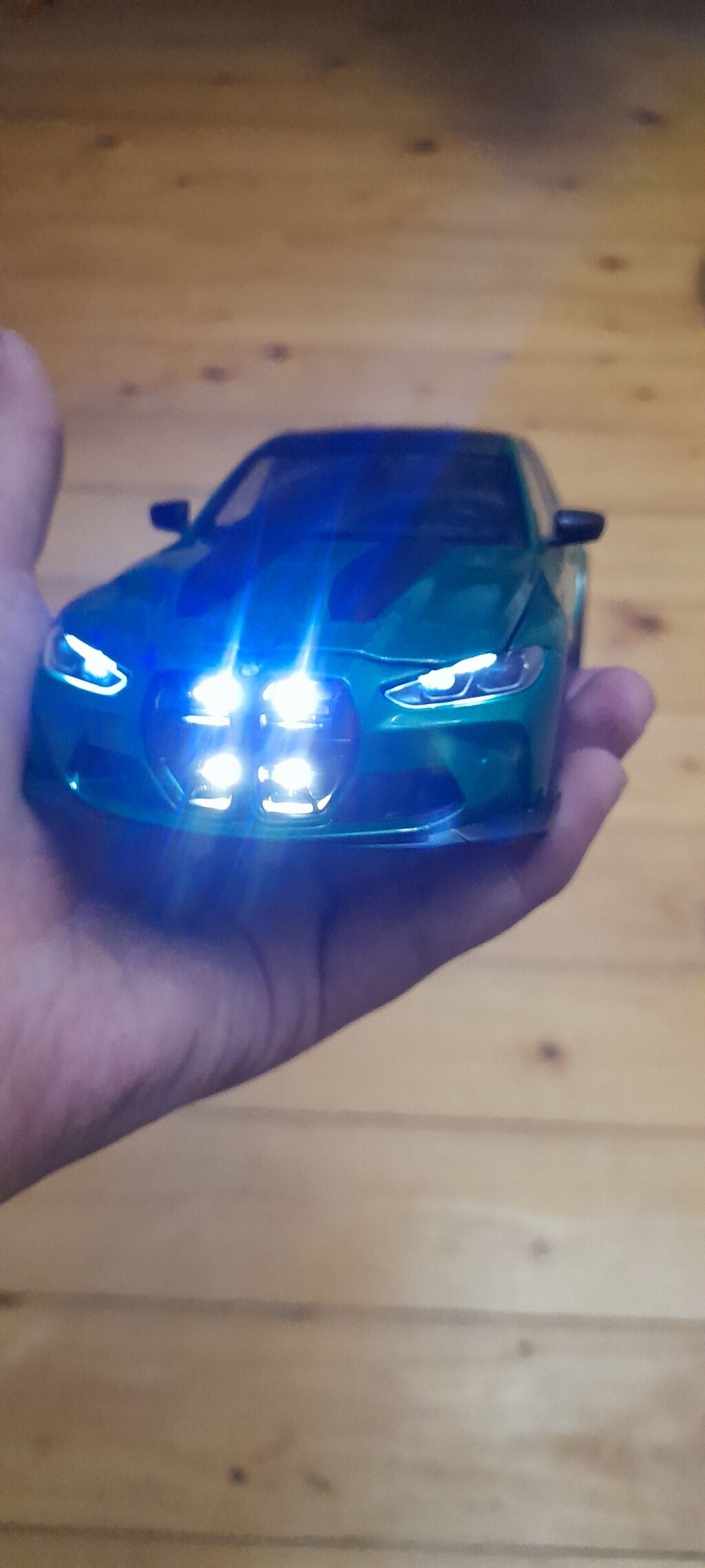 Bmw m3 g80 Lisenziyalı 1:24 Ölçüdə Yenidir Səsli və İşıqlı Hər yeridə — Modellar, Bakı (3)