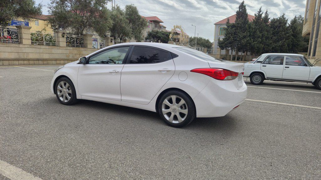 Hyundai Elantra, 1.8 L, 2011 il, 256 000 km — Avtomobillər, Bakı (7)