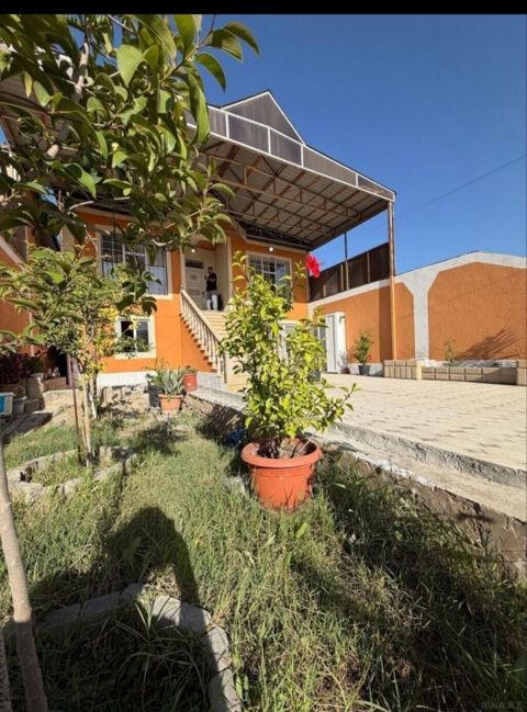 7 otaqlı, 185 kv. m, Kredit yoxdur, Yeni təmirli — Bakı