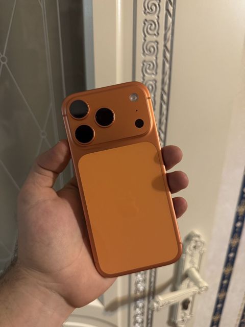 IPhone 17 Pro, 256 GB, Narıncı, Simsiz şarj, Face ID — Bakı