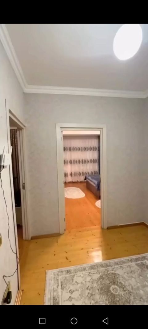 Bakı, Bakıxanov qəs., 1 otaqlı, Köhnə tikili, m. Gənclik, 45 kv. m — Bakı