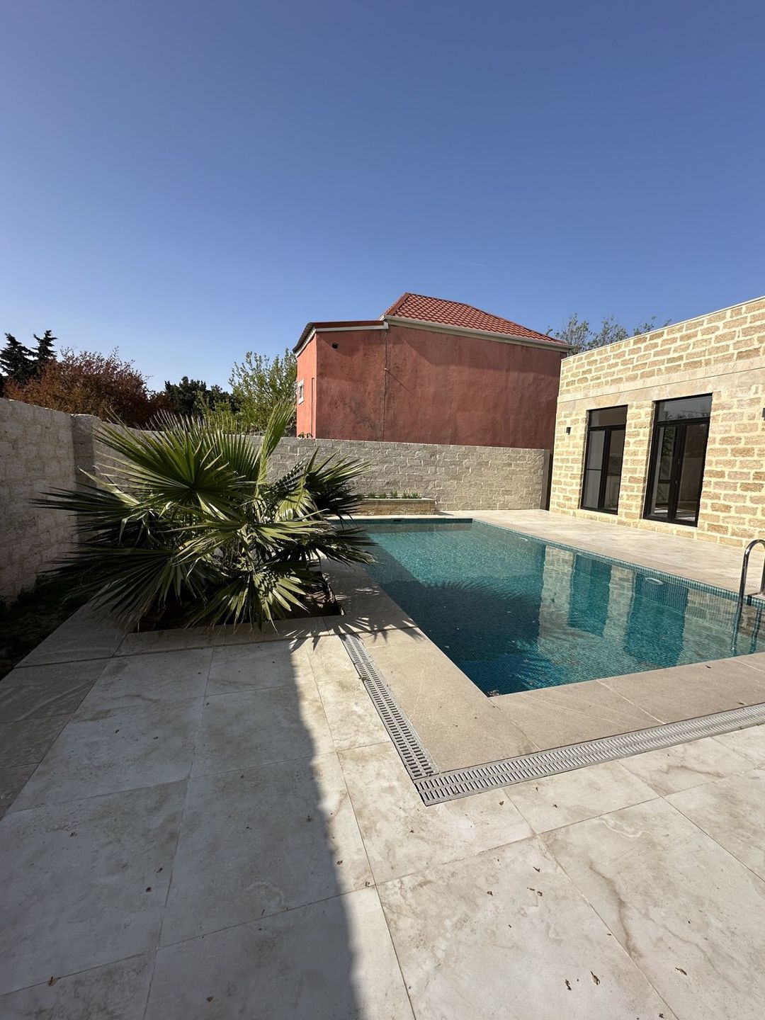 İcarəyə verilir 6 otaqlı həyət evi/bağ evi 220 m² — Ev, villa, Bakı (5)