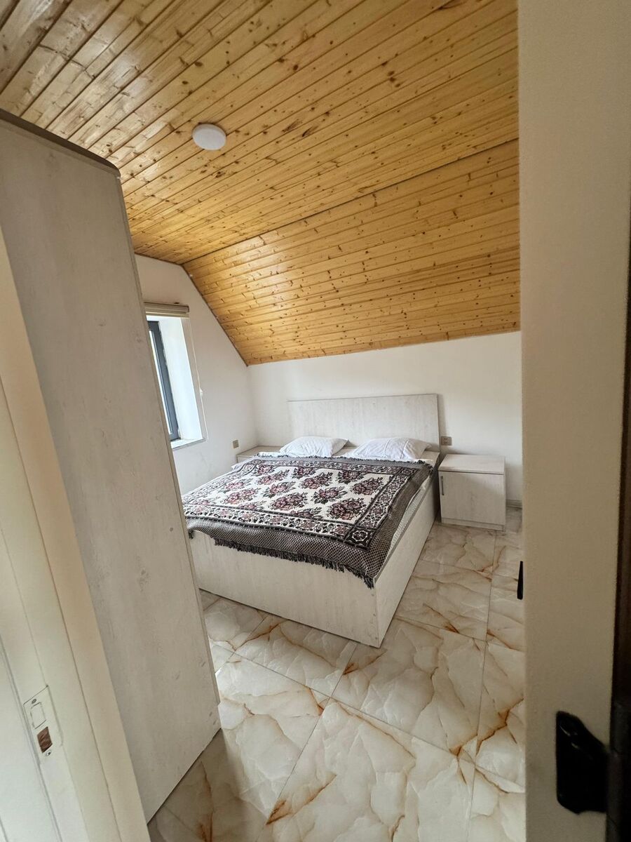 Satılır 4 otaqlı həyət evi/bağ evi 200 m² — Ev, villa, Quba (10)