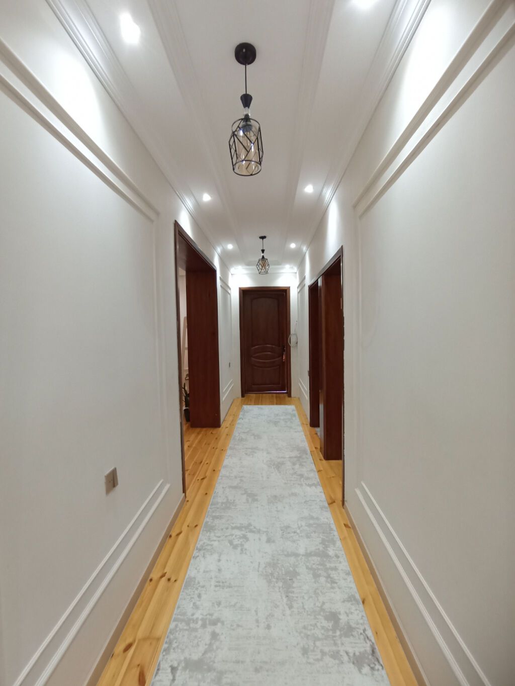Qaraçuxurda, Lukoil-ə yaxın 10 otaqlı, 2 sot, çıxarışlı həyət evi — Ev, villa, Bakı (6)