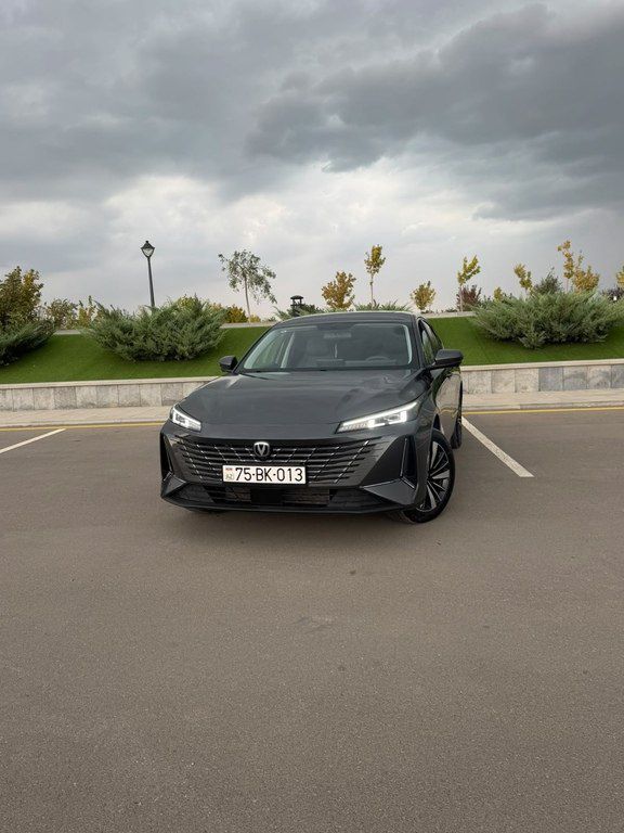 Changan Eado, 1.5 L, 18.4 kWh, 2025 il, 7 962 km 75-BK-013 — Avtomobillər, Naxçıvan