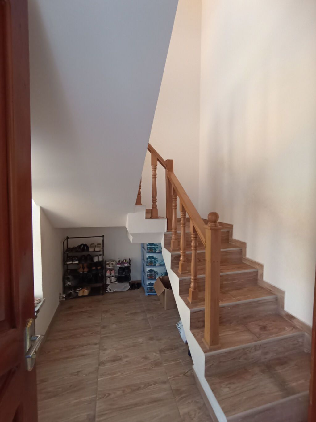 Qaraçuxurda, Lukoil-ə yaxın 10 otaqlı, 2 sot, çıxarışlı həyət evi — Ev, villa, Bakı (7)