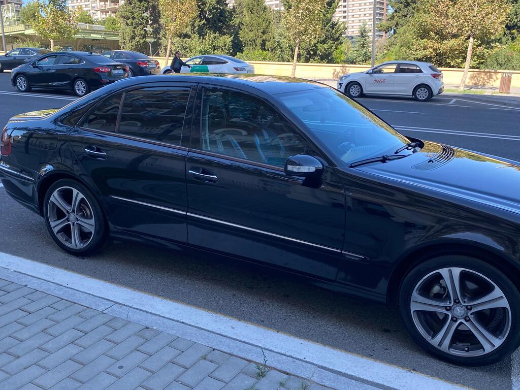 Mercedes E 270, 2.7 L, 2002 il, 326 000 km — Avtomobillər, Bakı (4)