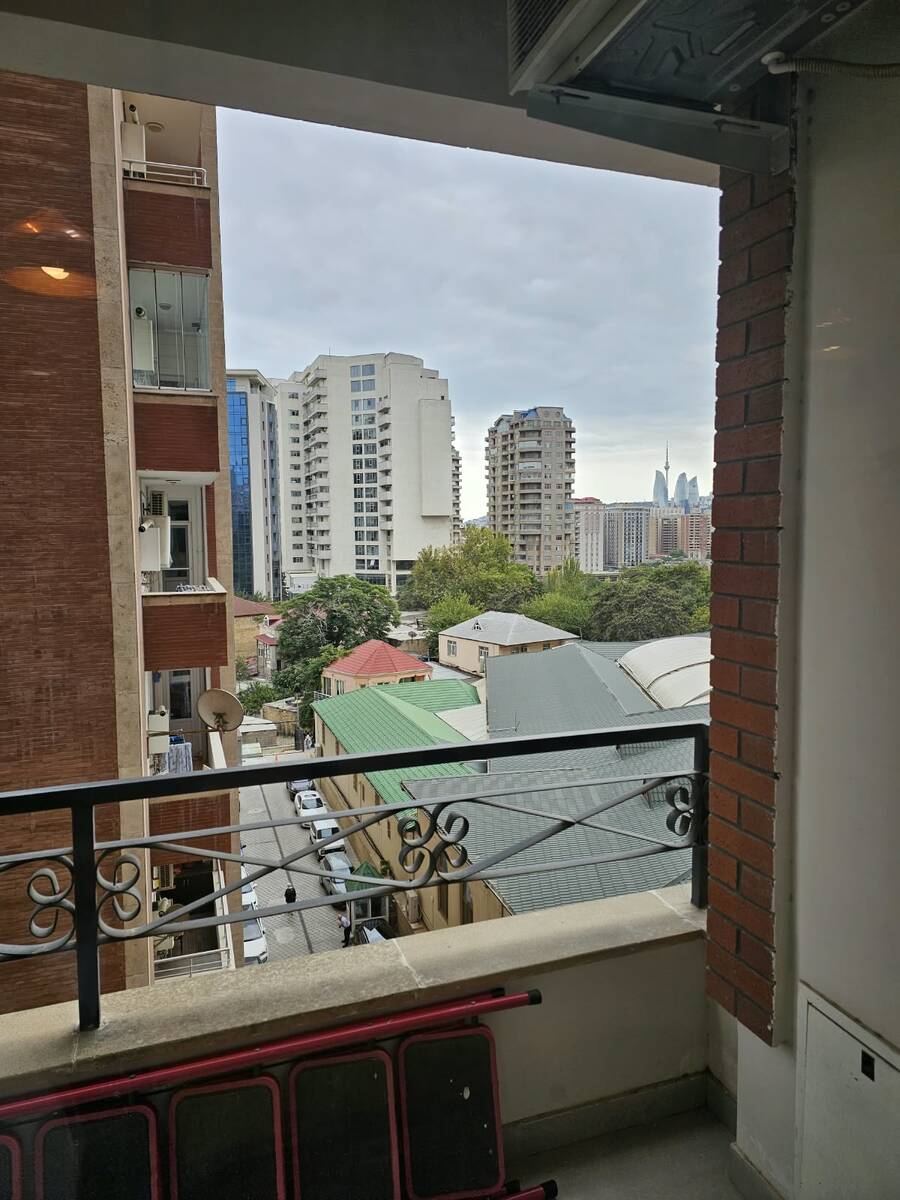 Satılır 3 otaqlı yeni tikili 127 m² — Mənzil, Bakı