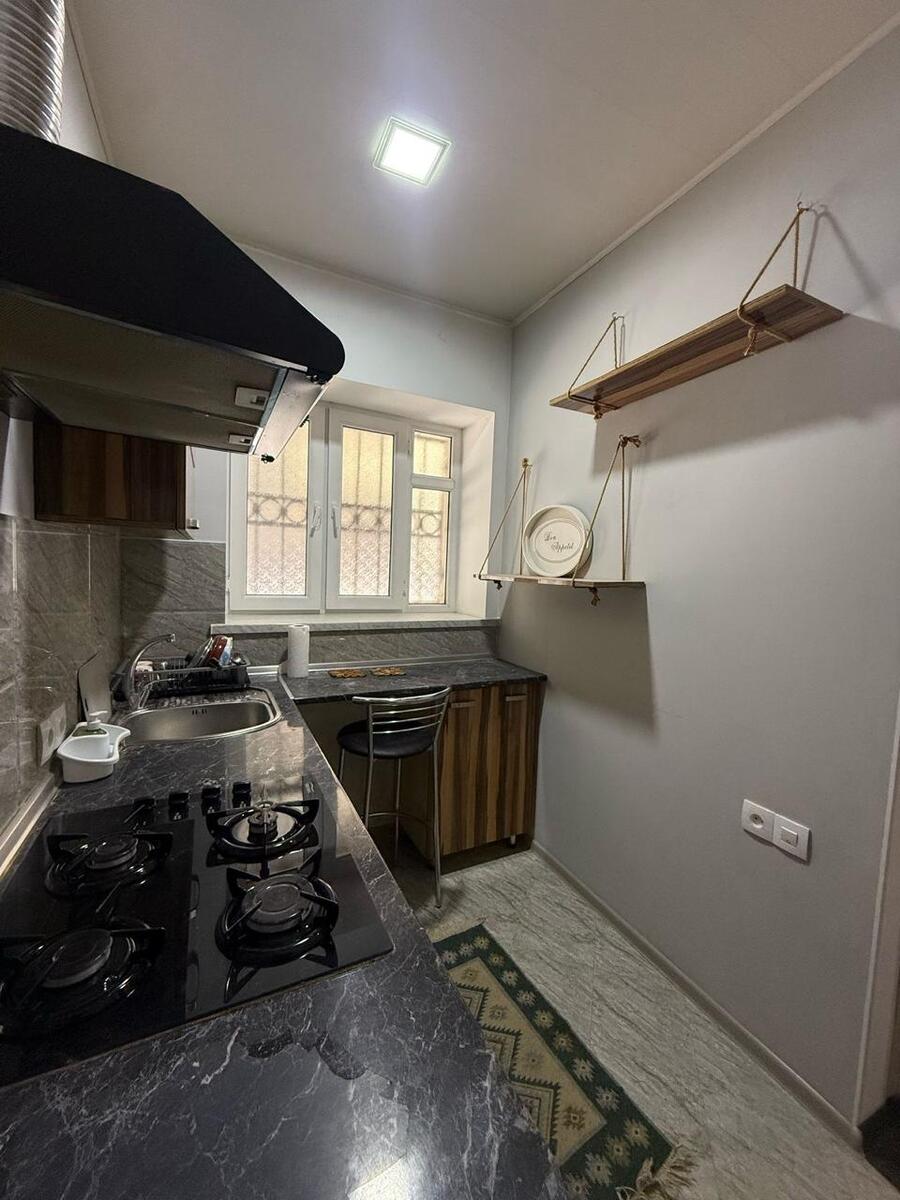 Satılır 1 otaqlı köhnə tikili 40 m² — Mənzil, Bakı (10)