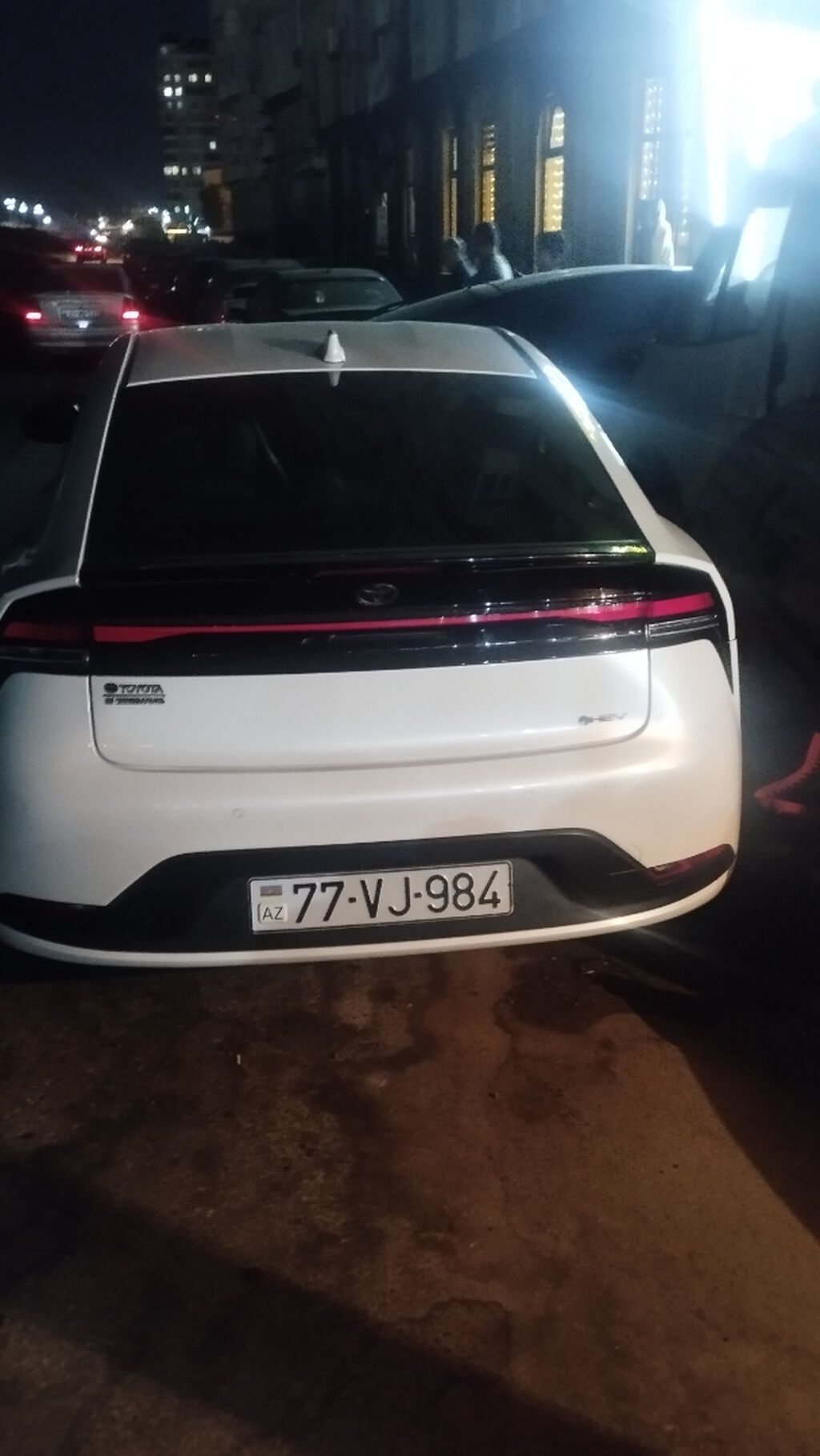 Toyota Prius: 2 l 2024 il Sedan 77-VJ-984 — Avtomobillər, Bakı (4)