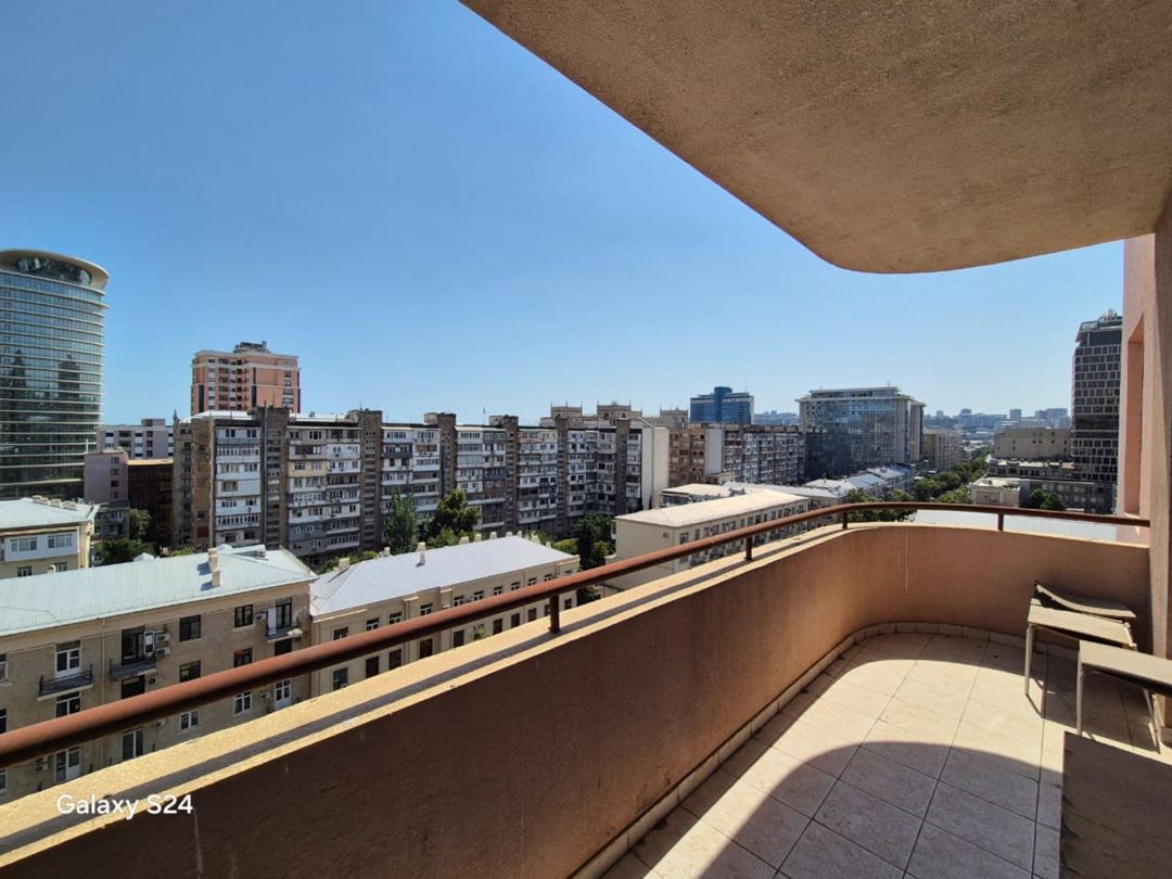 İcarəyə verilir 4 otaqlı yeni tikili 410 m² — Mənzil, Bakı (8)