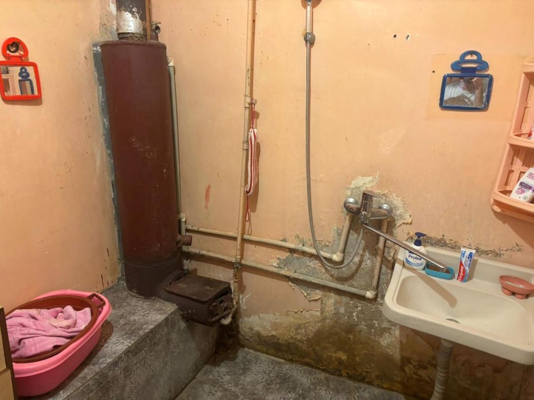 Satılır 4 otaqlı köhnə tikili 100.4 m² — Mənzil, Bakı (9)