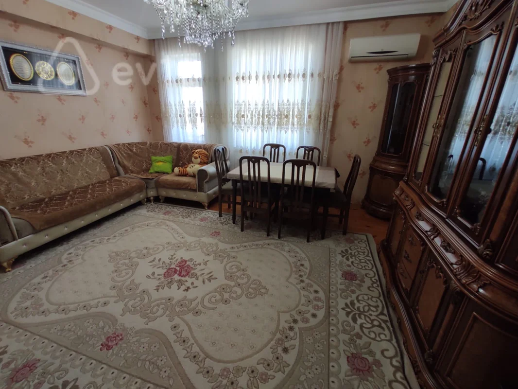 3 otaqlı mənzil, 107 m², Bakı, Bakı, Elşən Süleymanov küç. — kirayə — Bakı