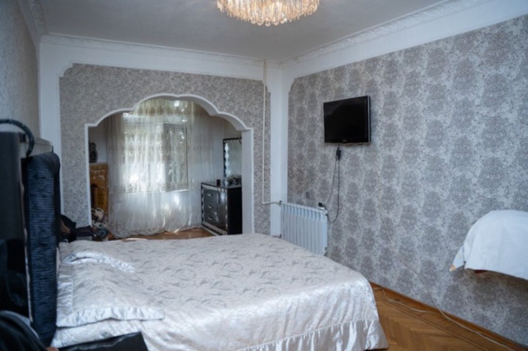 Satılır 5 otaqlı köhnə tikili 125 m² — Mənzil, Bakı (9)