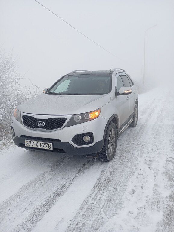 Kia Sorento, 2.0 L, 2010 il, 285 000 km 77-XJ-778 — Avtomobillər, Bakı (4)