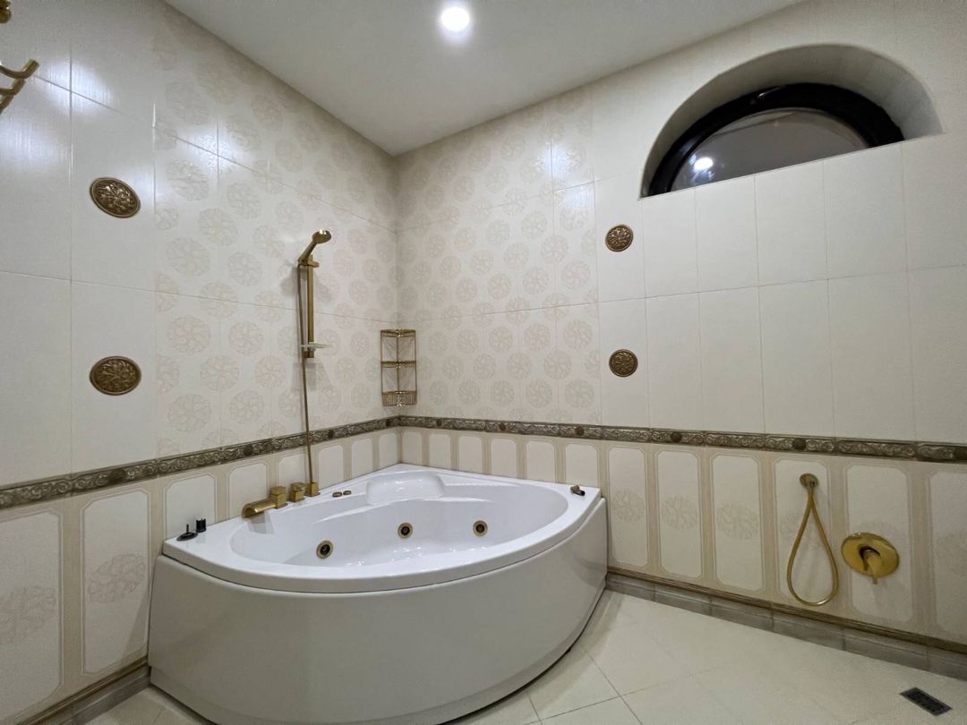 Satılır 9 otaqlı həyət evi/bağ evi 1000 m² — Ev, villa, Bakı (10)