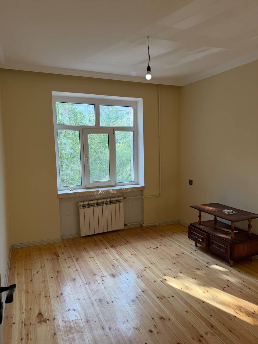 Satılır 2 otaqlı köhnə tikili 60 m² — Mənzil, Bakı (7)