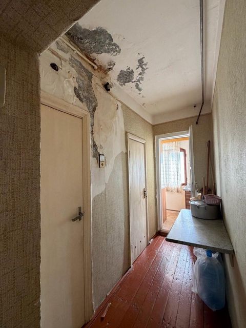 Satılır 3 otaqlı köhnə tikili 75 m² — Bakı