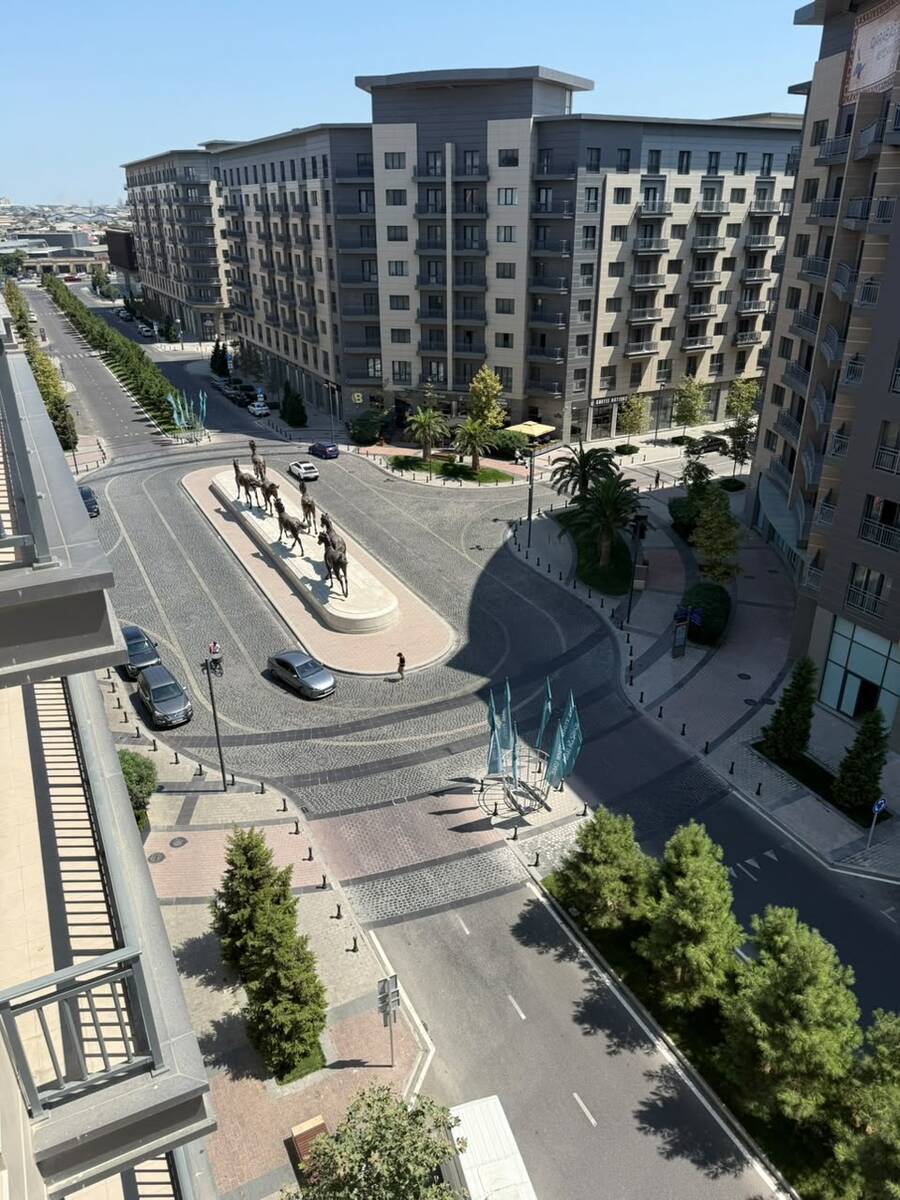 Satılır 3 otaqlı yeni tikili 145 m² — Mənzil, Bakı (2)