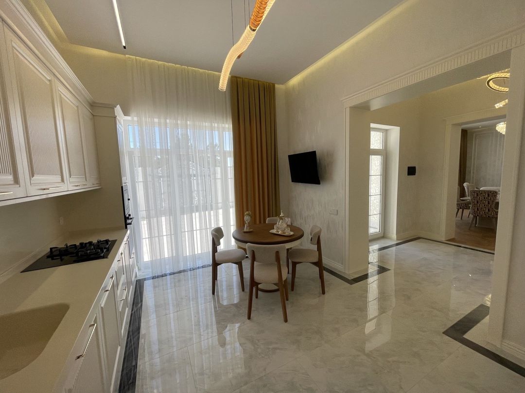 Satılır 4 otaqlı həyət evi/bağ evi 190 m² — Ev, villa, Bakı (12)