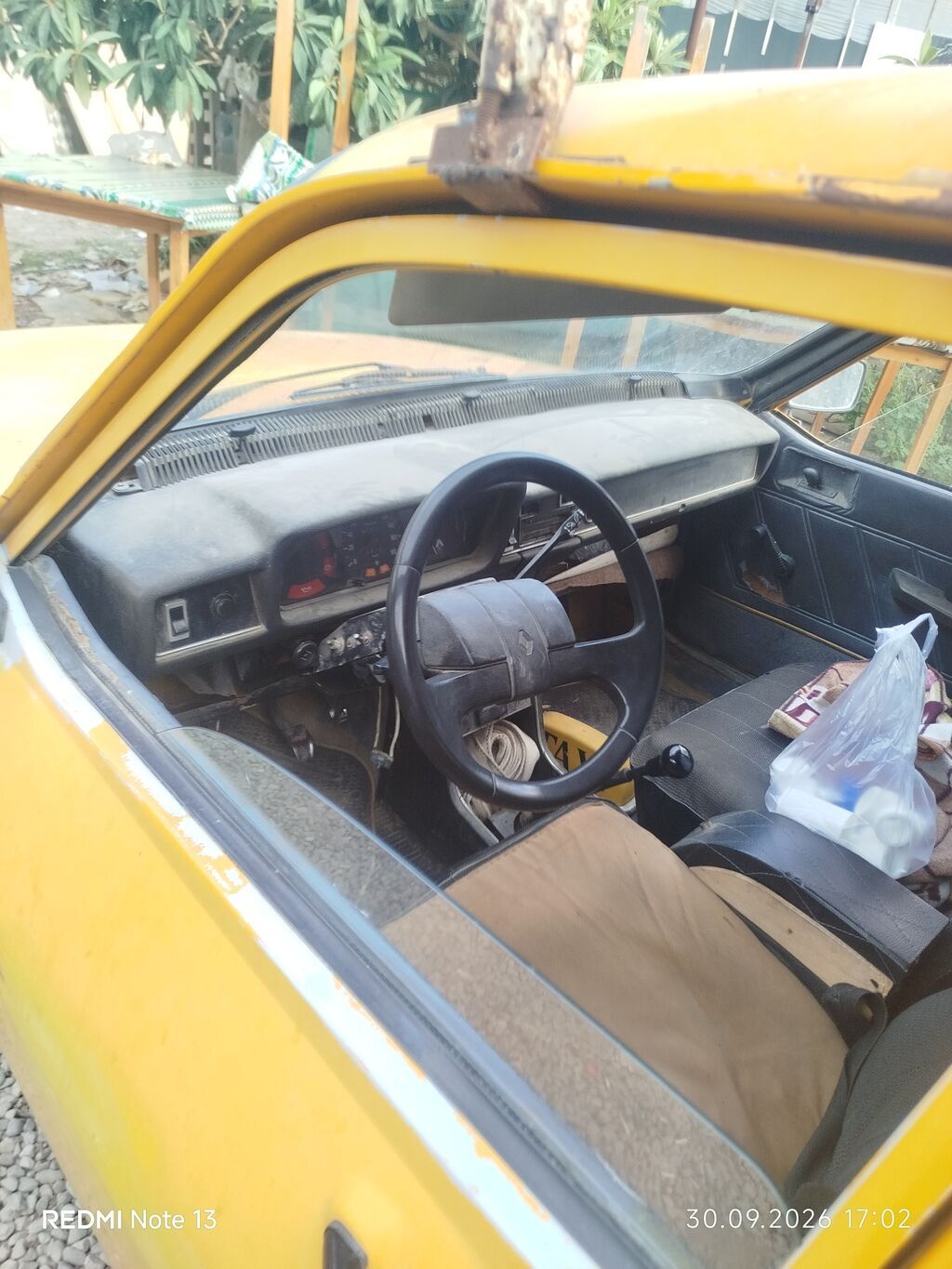 Renault Toros (universal) – sarı rəngdə Xüsusiyyətlər: - Korpus: 5 90-FF-192 — Avtomobillər, Digah (3)