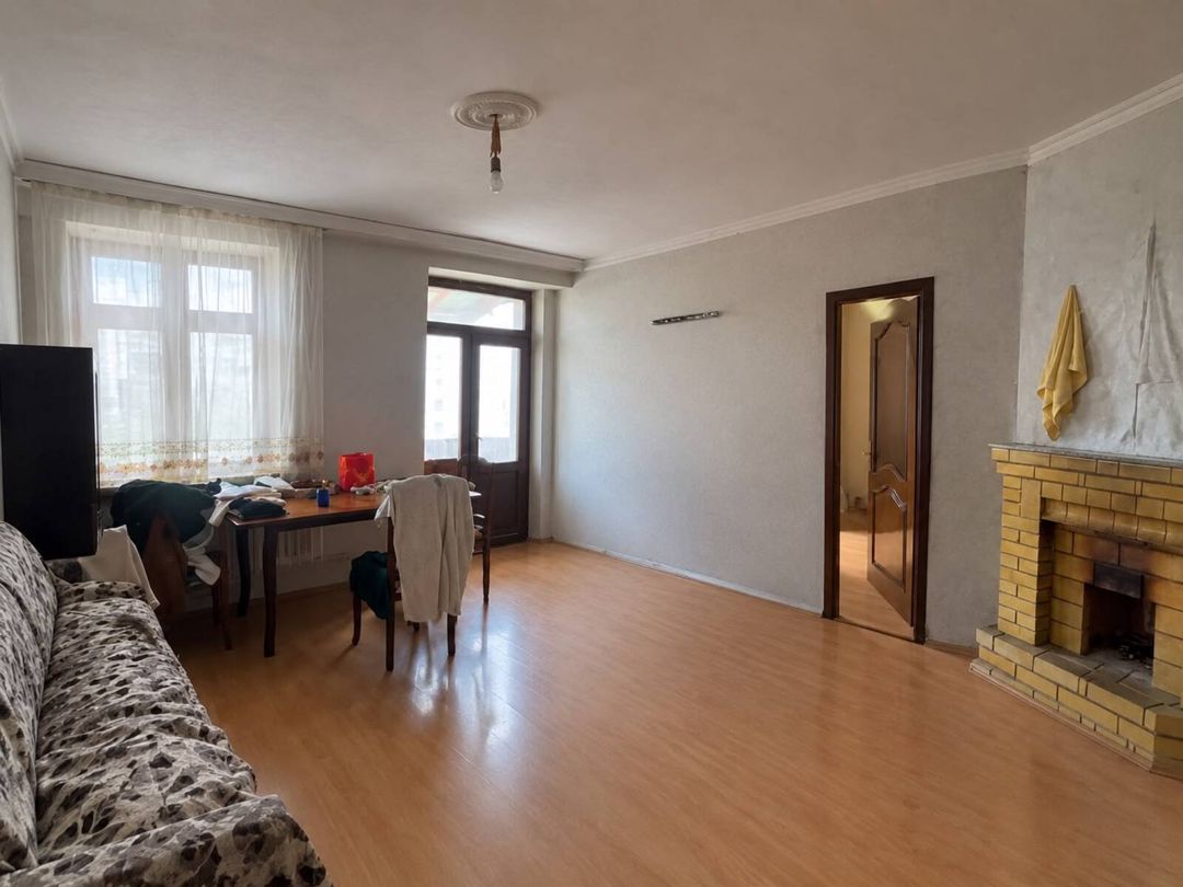 Satılır 2 otaqlı köhnə tikili 45 m² — Mənzil, Bakı