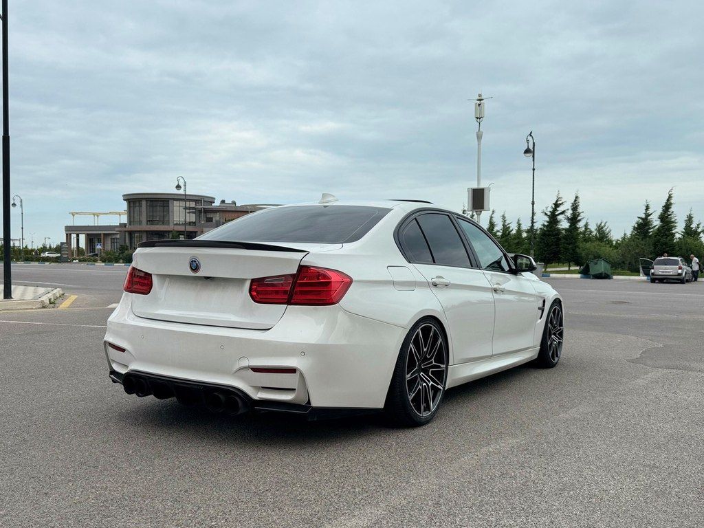 BMW 330, 2.0 L, 2015 il, 204 000 km — Avtomobillər, Sumqayıt (6)