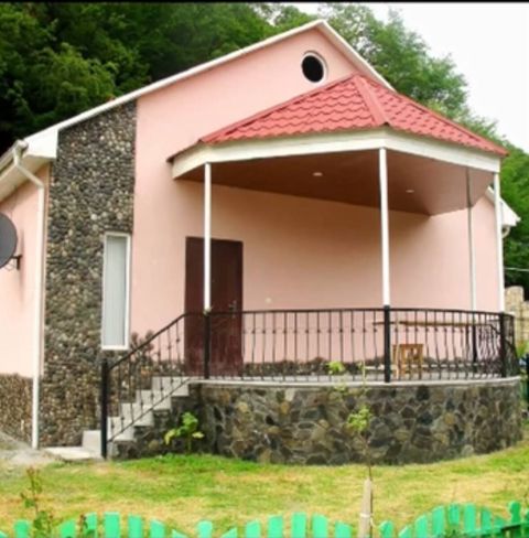 İcarəyə verilir 3 otaqlı həyət evi/bağ evi 55 m² — Дом, вилла