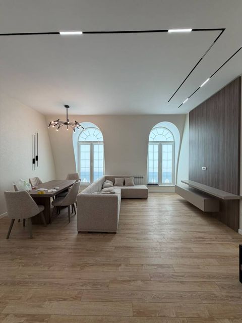 Satılır 3 otaqlı yeni tikili 107.6 m² — Bakı