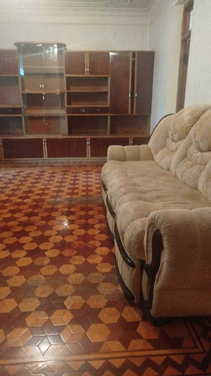 İcarəyə verilir 4 otaqlı köhnə tikili 110 m² — Mənzil, Bakı (2)