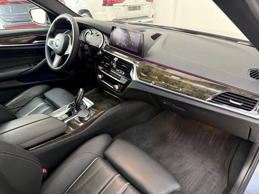 BMW 530, 2.0 L, 2018 il, 138 000 km — Avtomobillər, Bakı (12)