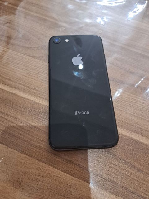IPhone 8, 64 GB, Qara, Barmaq izi — Bakı