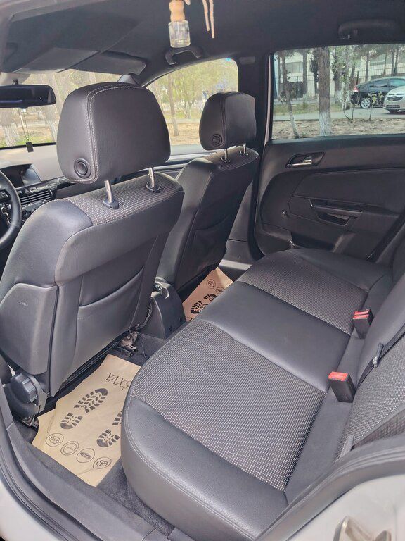 Opel Astra, 1.4 L, 2009 il, 258 000 km — Avtomobillər, Sumqayıt (8)