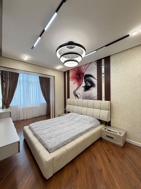 Satılır 2 otaqlı yeni tikili 88 m² — Bakı