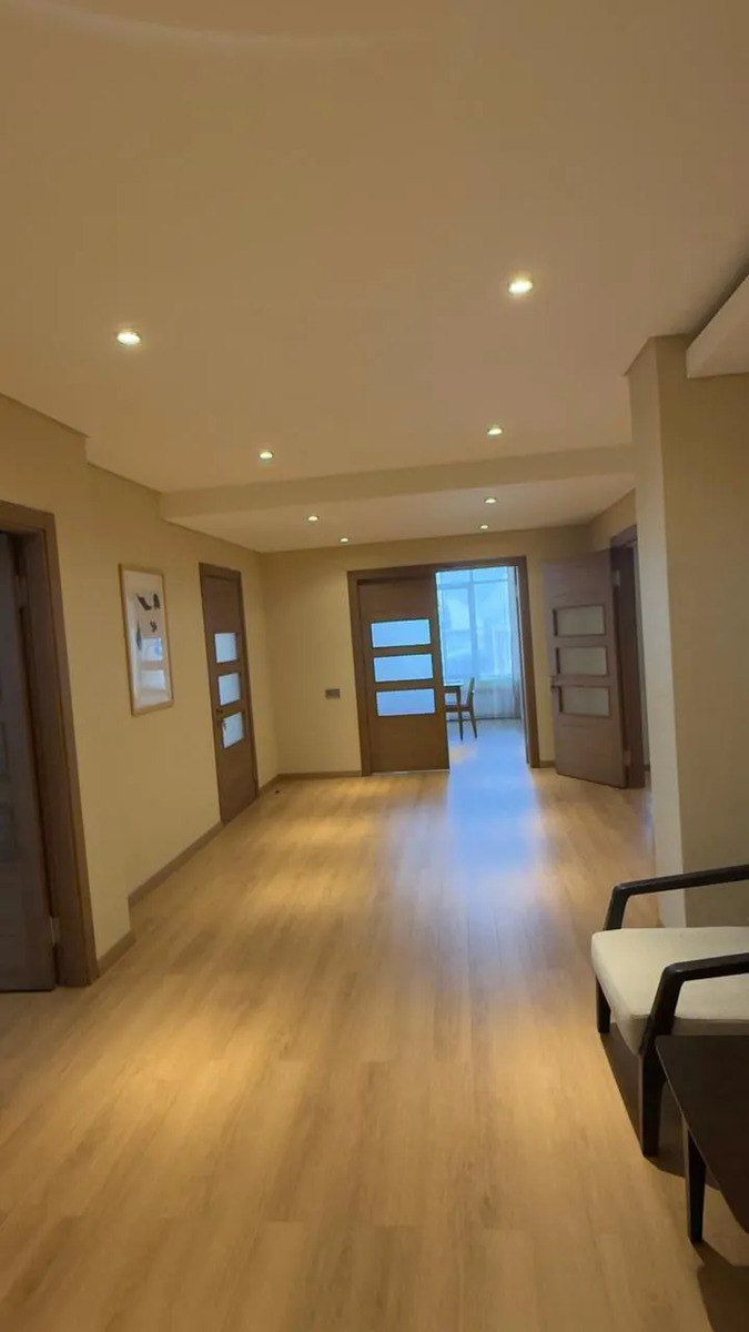 İcarəyə verilir 4 otaqlı yeni tikili 220 m² — Mənzil, Bakı (2)