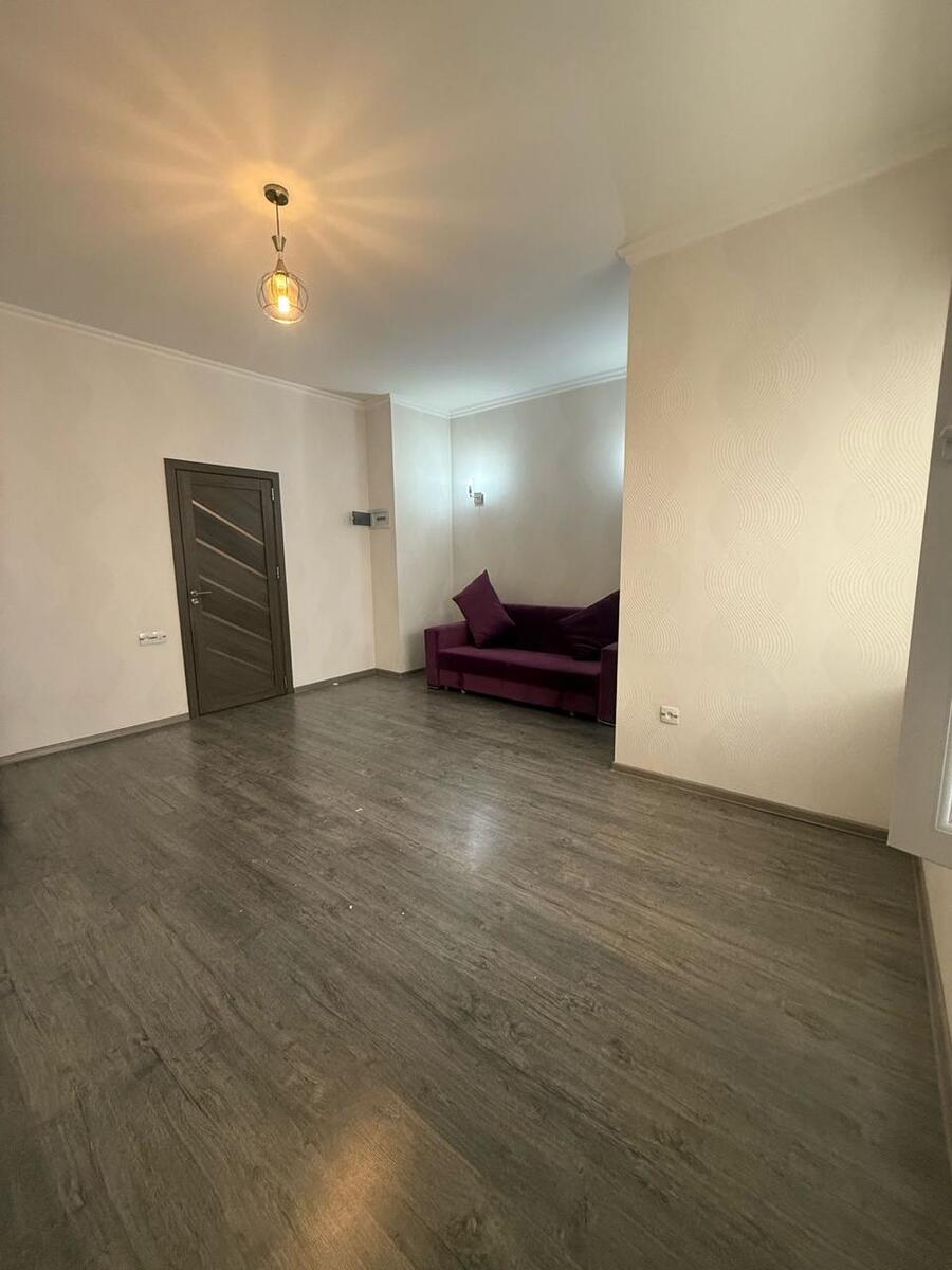 Satılır 1 otaqlı köhnə tikili 40 m² — Mənzil, Bakı (7)