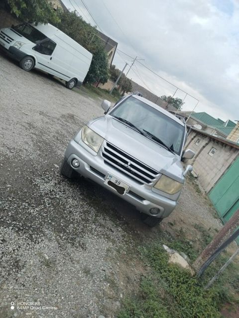 Mitsubishi Pajero io, 2.0 L, 2003 il, 350 000 km — Quba